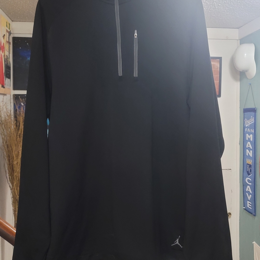 Jordan lightweight 1/4 zip pullover